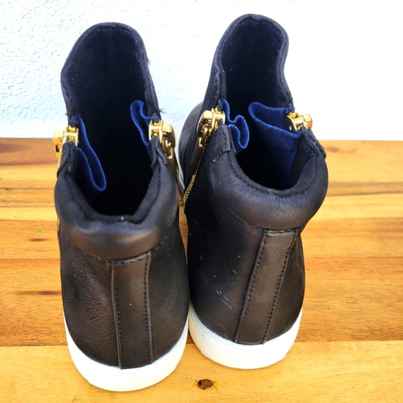 Kenneth Cole New York Kiera  Size 8 - Picture 13 of 16